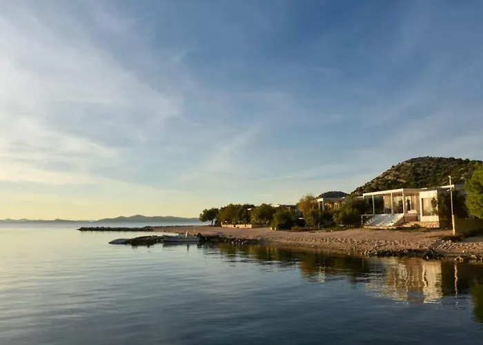 度假居 E&l Mobile